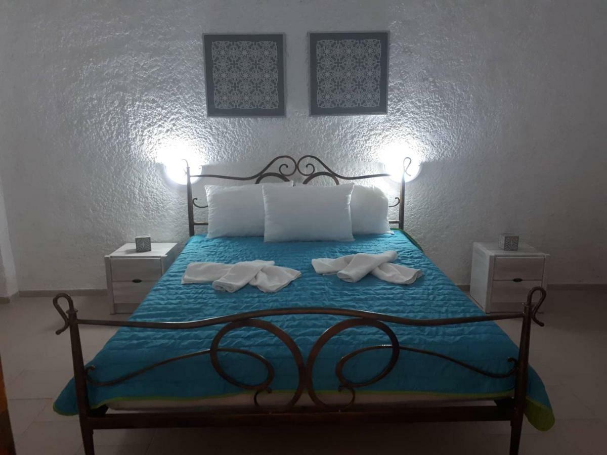 Εmmi Apartment คูตซูนารี ภายนอก รูปภาพ