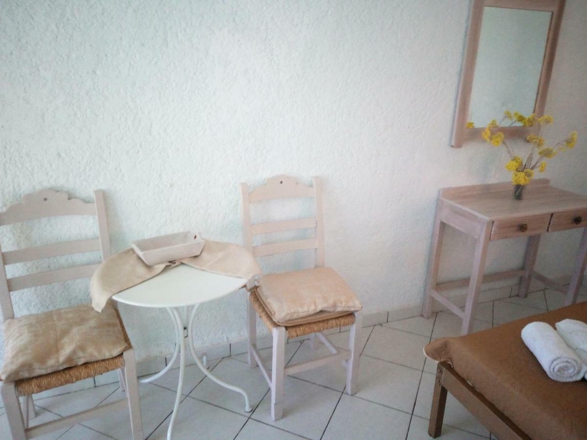 Εmmi Apartment คูตซูนารี ภายนอก รูปภาพ