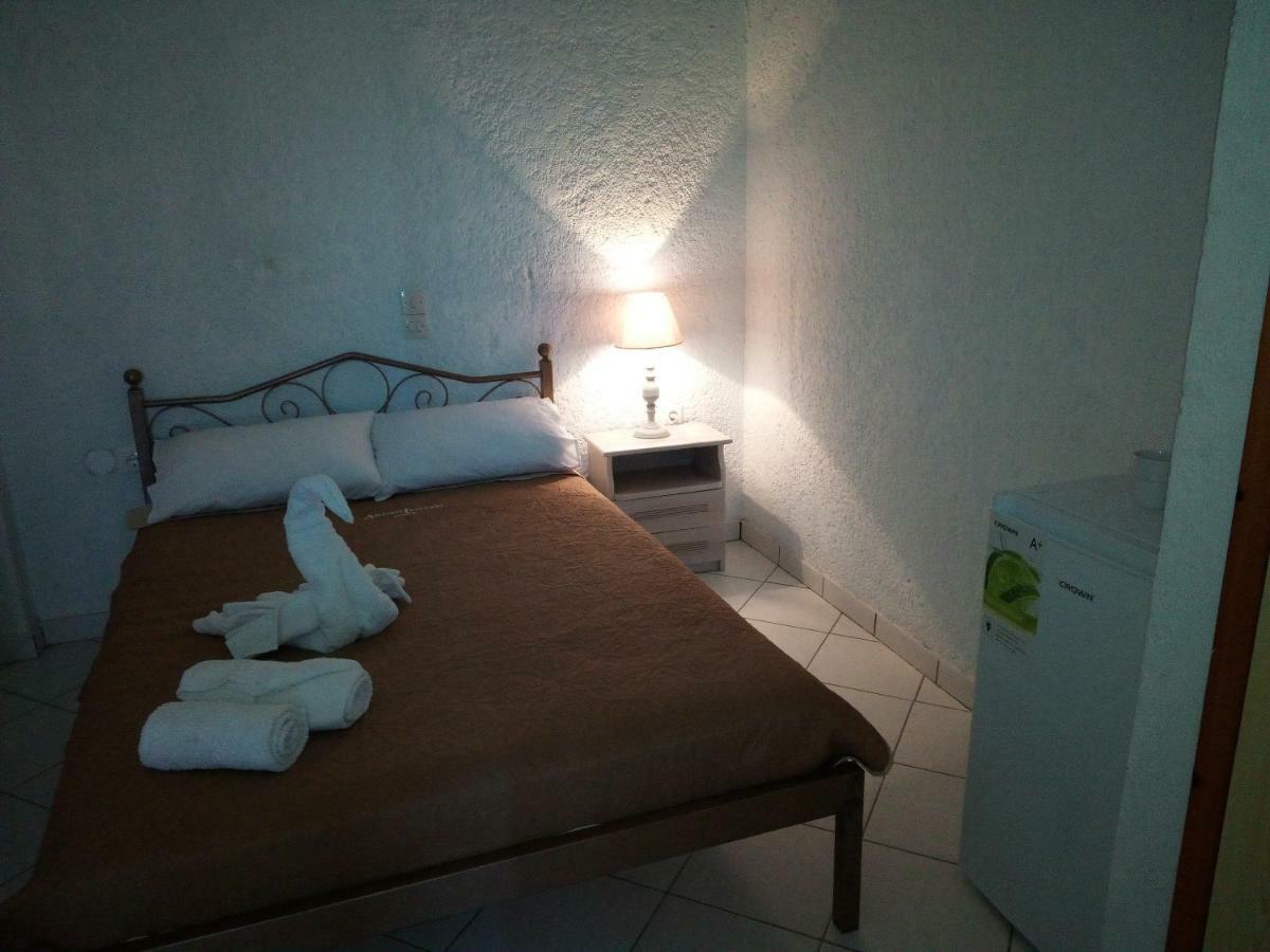 Εmmi Apartment คูตซูนารี ภายนอก รูปภาพ